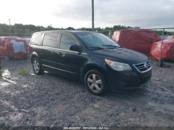  Salvage Volkswagen Routan