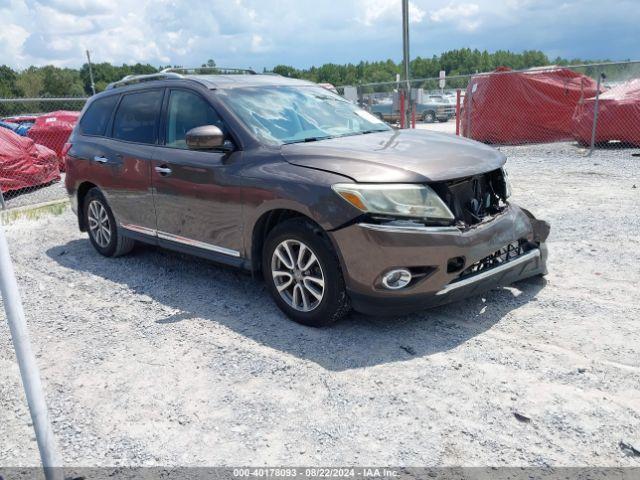  Salvage Nissan Pathfinder