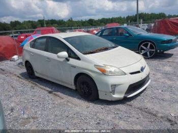  Salvage Toyota Prius