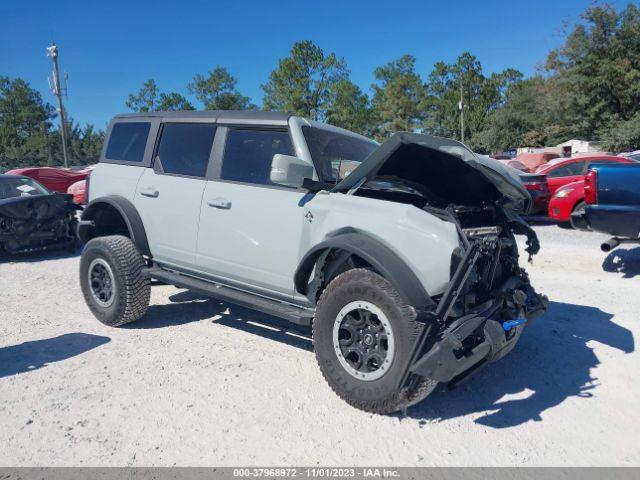  Salvage Ford Bronco