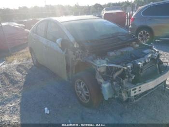  Salvage Toyota Prius