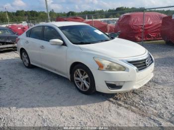  Salvage Nissan Altima