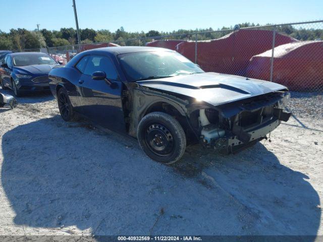  Salvage Dodge Challenger