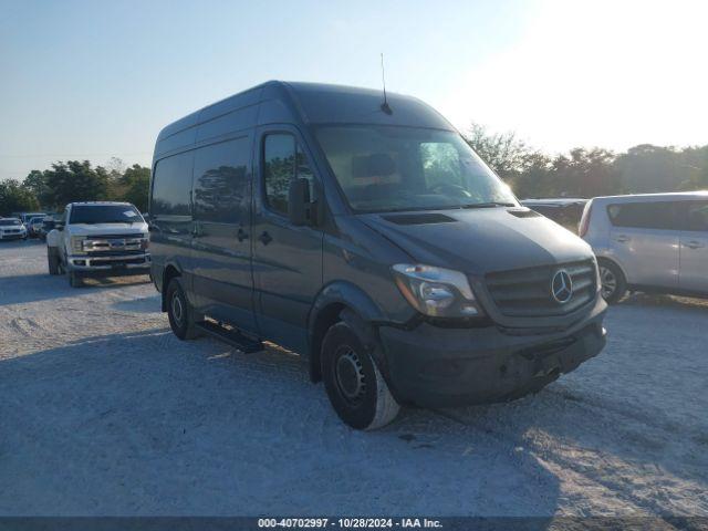  Salvage Mercedes-Benz Sprinter 2500