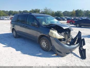  Salvage Toyota Sienna