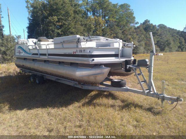  Salvage Suntracker Party Barge