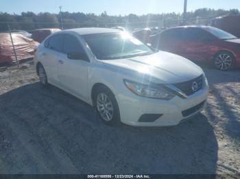  Salvage Nissan Altima