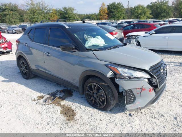  Salvage Nissan Kicks