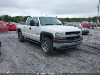  Salvage Chevrolet Silverado 2500