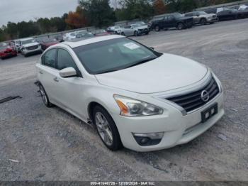  Salvage Nissan Altima