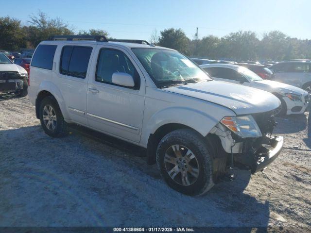  Salvage Nissan Pathfinder