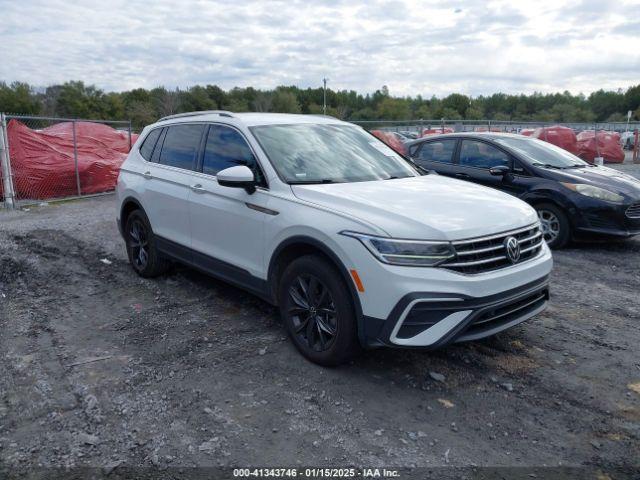  Salvage Volkswagen Tiguan