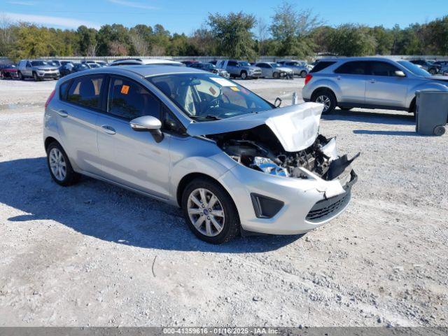  Salvage Ford Fiesta