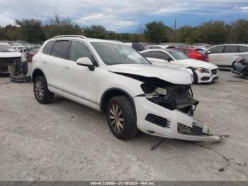  Salvage Volkswagen Touareg