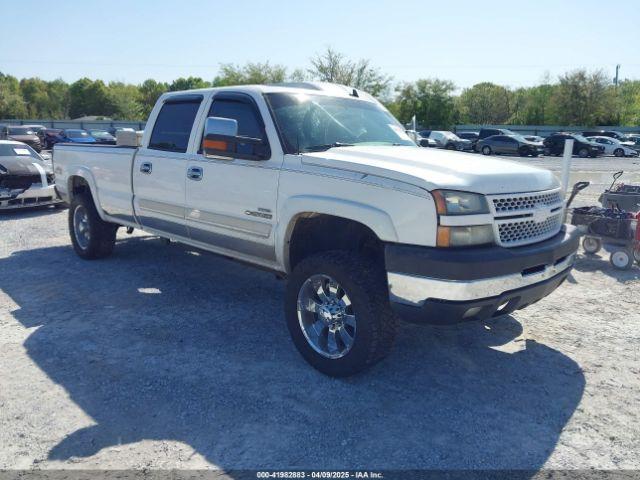  Salvage Chevrolet Silverado 2500