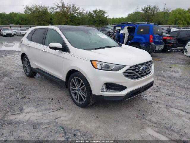  Salvage Ford Edge