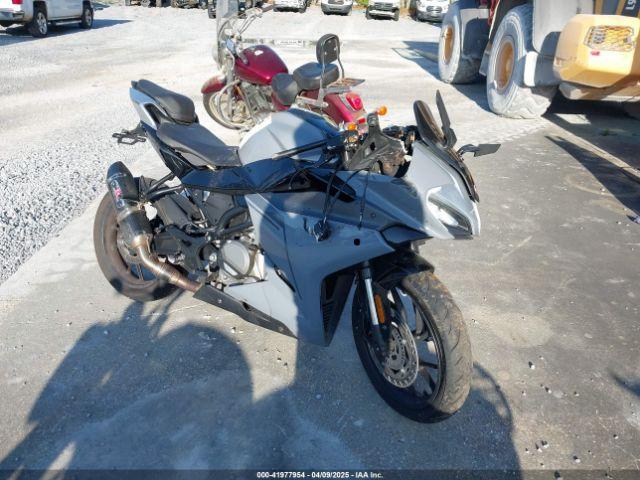  Salvage Cf Moto 300ss