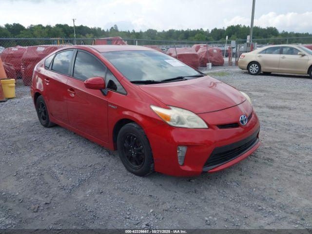  Salvage Toyota Prius