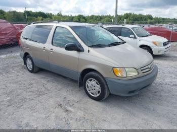  Salvage Toyota Sienna