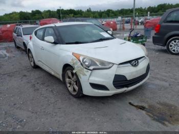  Salvage Hyundai VELOSTER