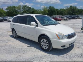  Salvage Kia Sedona