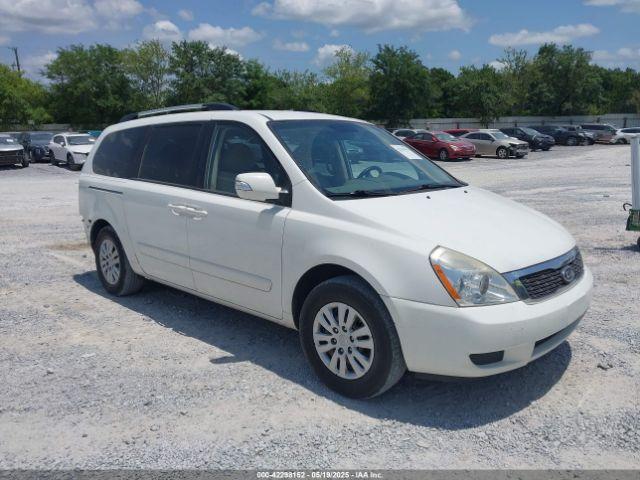  Salvage Kia Sedona