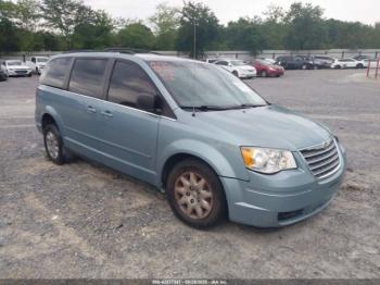  Salvage Chrysler Town & Country
