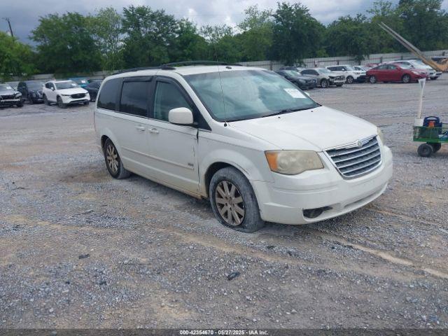  Salvage Chrysler Town & Country