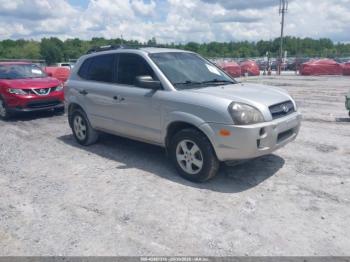  Salvage Hyundai TUCSON