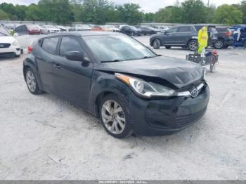  Salvage Hyundai VELOSTER