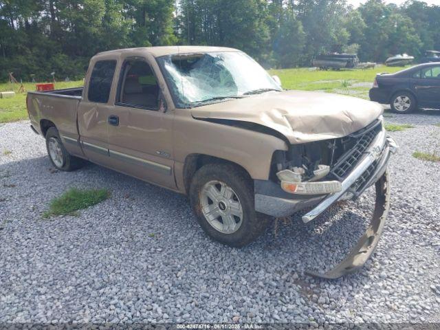  Salvage Chevrolet Silverado 1500