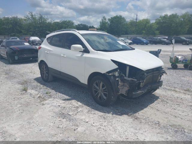  Salvage Hyundai TUCSON