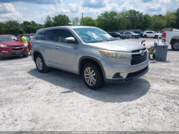  Salvage Toyota Highlander