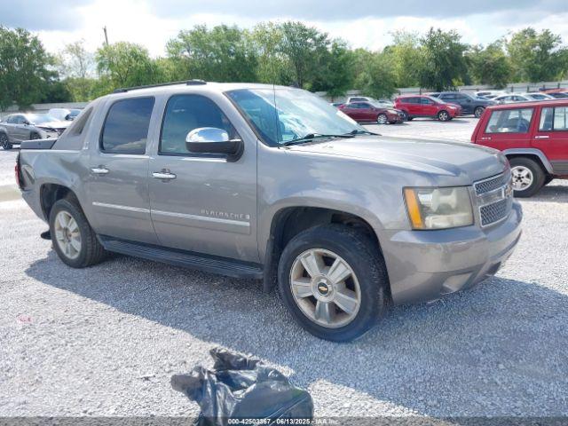 Salvage Chevrolet Avalanche 1500