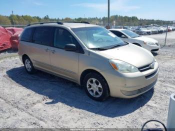  Salvage Toyota Sienna