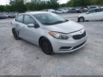  Salvage Kia Forte