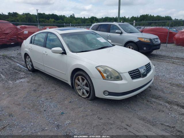  Salvage Nissan Maxima