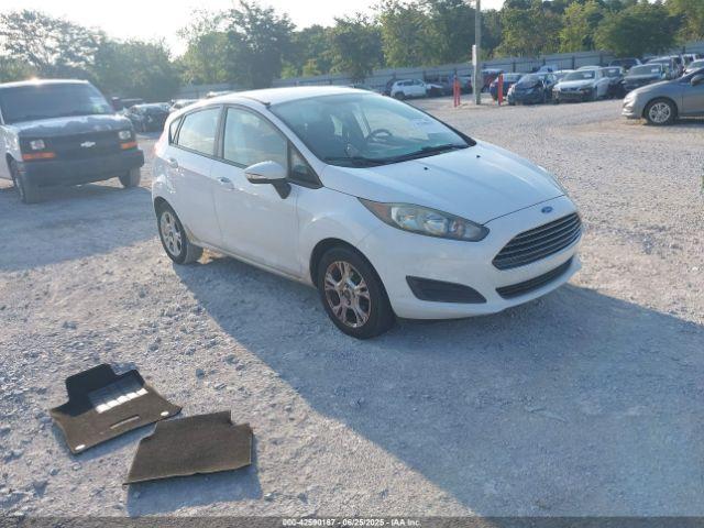  Salvage Ford Fiesta