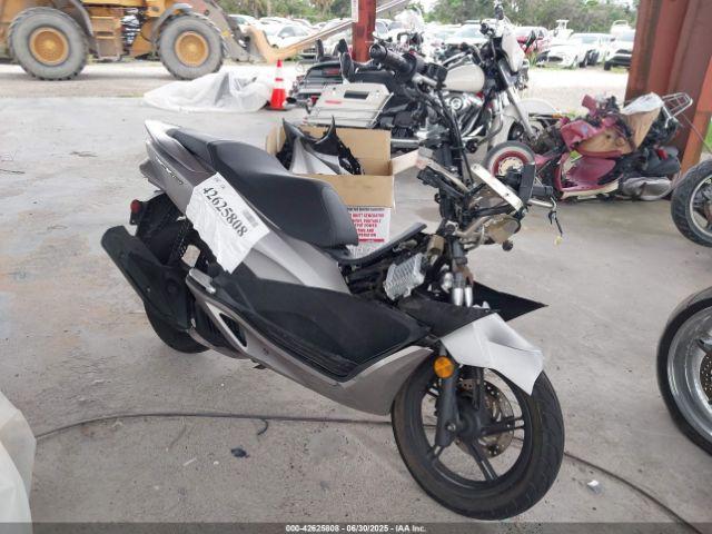  Salvage Honda Pcx