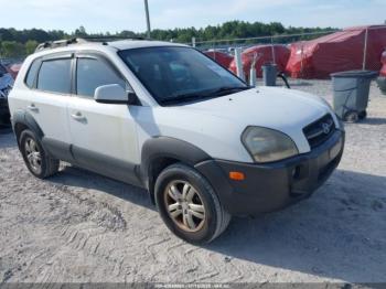  Salvage Hyundai TUCSON