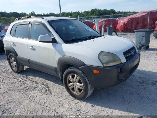  Salvage Hyundai TUCSON