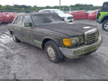  Salvage Mercedes-Benz 300