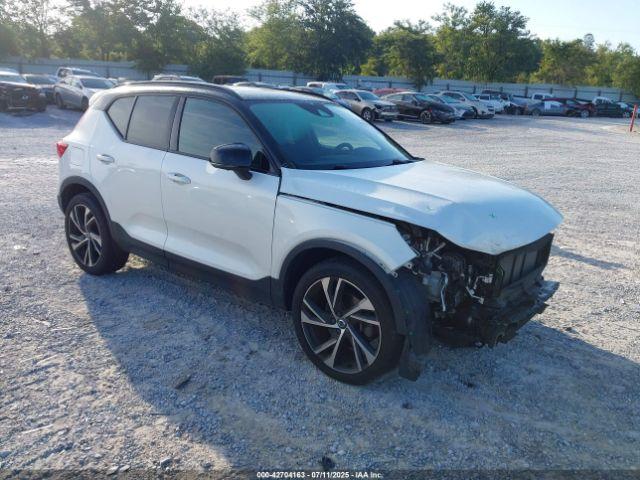  Salvage Volvo XC40