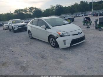  Salvage Toyota Prius