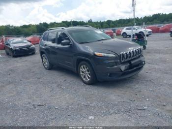  Salvage Jeep Cherokee