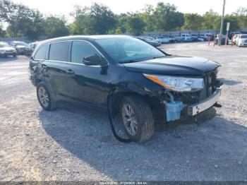  Salvage Toyota Highlander