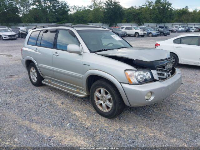  Salvage Toyota Highlander