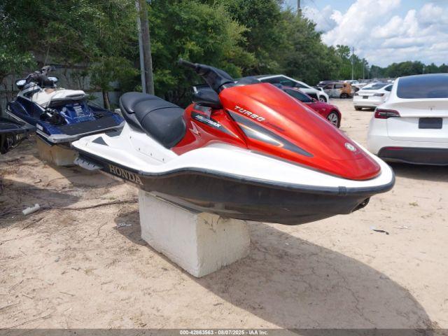  Salvage Honda Aquatrax