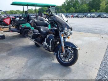  Salvage Harley-Davidson Flhtk