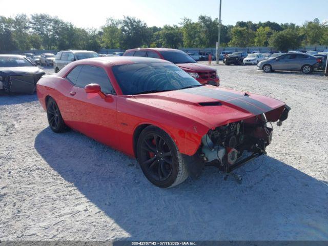  Salvage Dodge Challenger